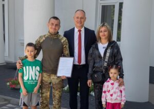 житло звільненому з полону Долинській