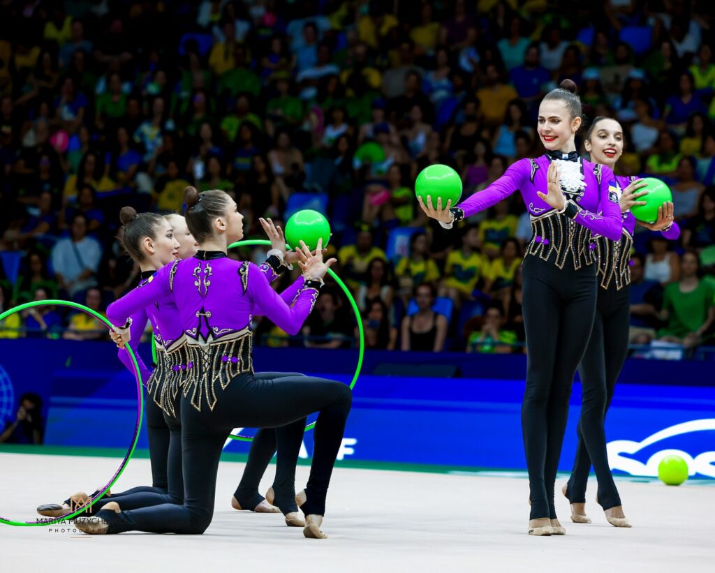 чемпіонат гімнастики 3