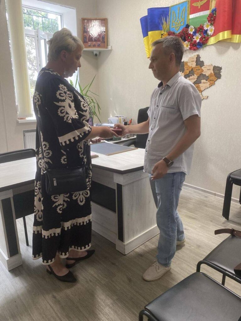 передали орден за мужність