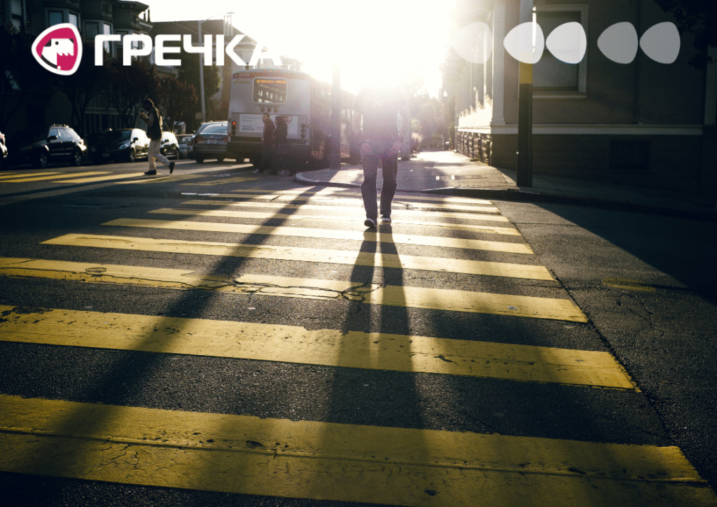 пішохід пішохідний перехід дорогу