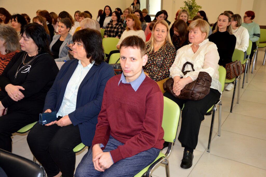 урочистості до Дня соцсфери