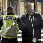 Напав з ножем у Кропивницькому кафе