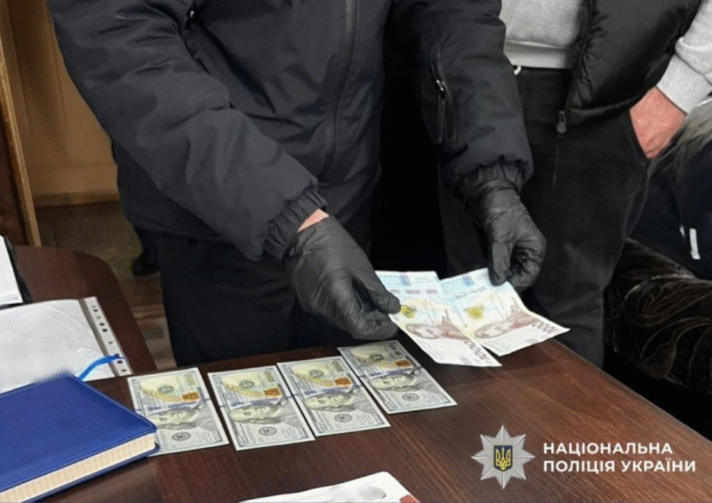 поліція затримала водія хабар поліцейському