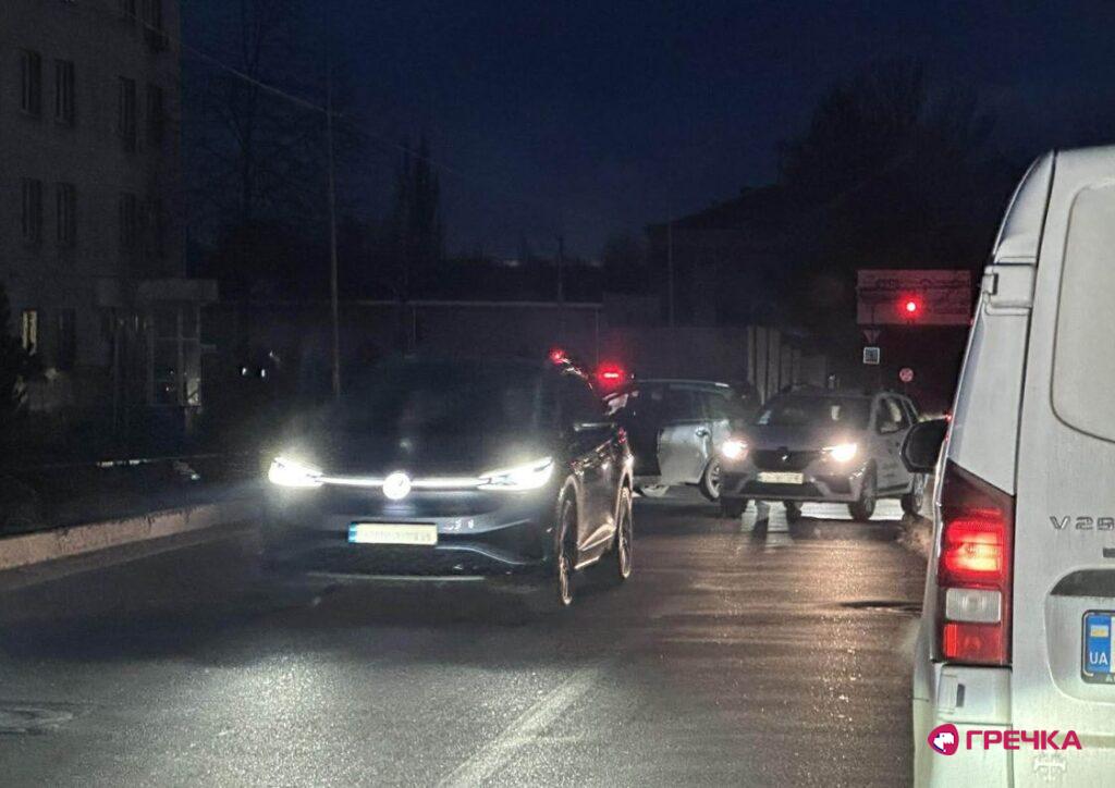 авто на Ельворті