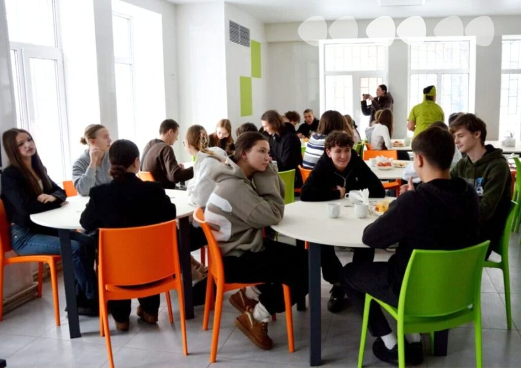 їдальня харчування школа дитсадки учні студенти старшокласники харчоблок