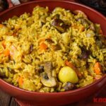 Плов із печерицями за рецептом Клопотенка