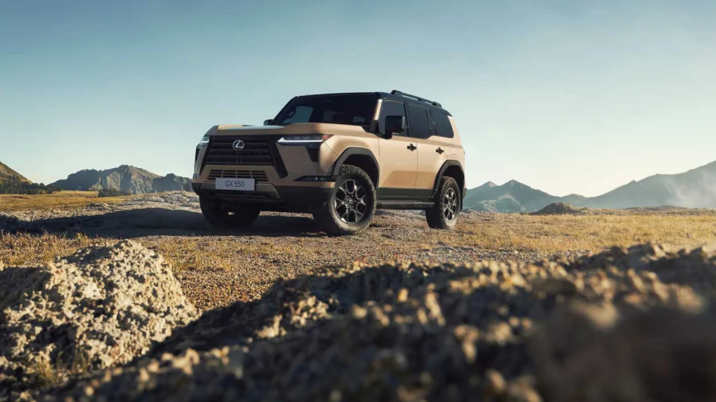 Lexus позашляховик