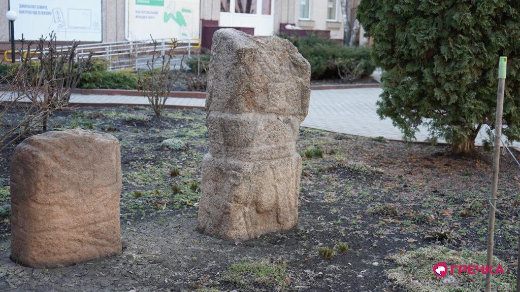скіфські стели фалос у скіфських баб у Кропивницькому