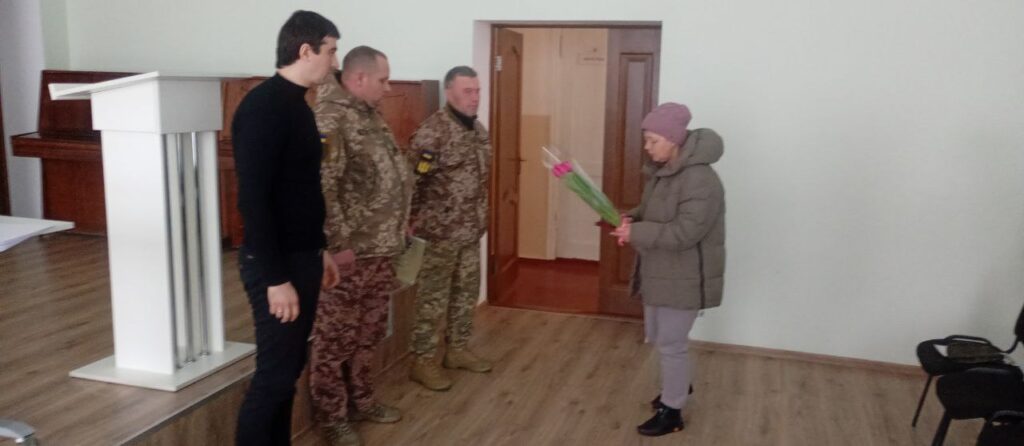 передали нагороди посмертні Новопразька громада