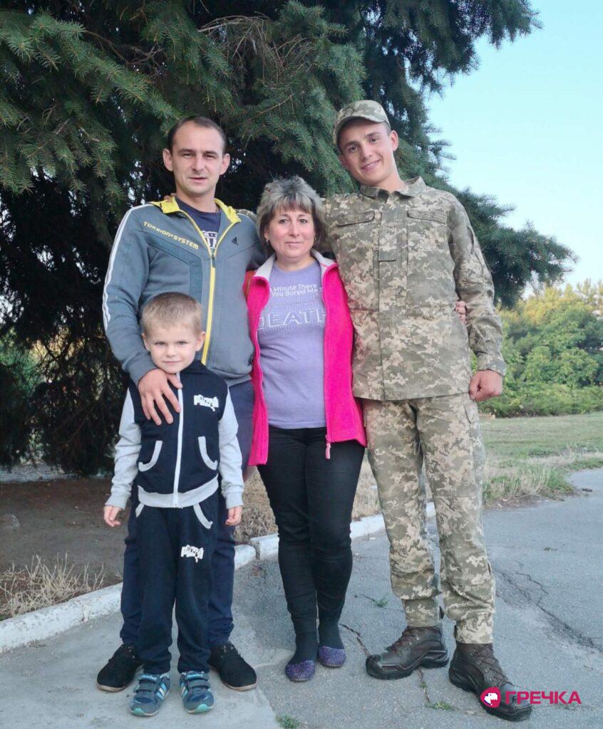 Сергій Гусєв з рідними
