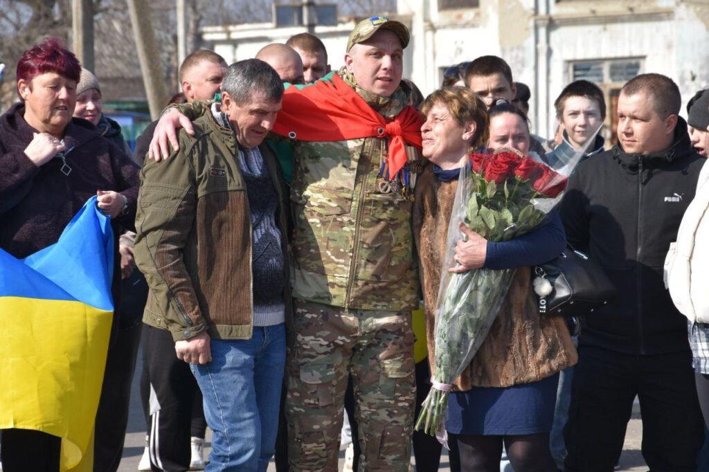 Сергій Лайкін зустріли з полону 4
