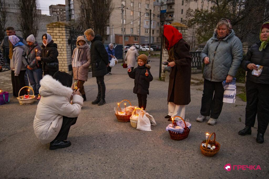 діти з кошиком Великдень у Кропивницькому 2026