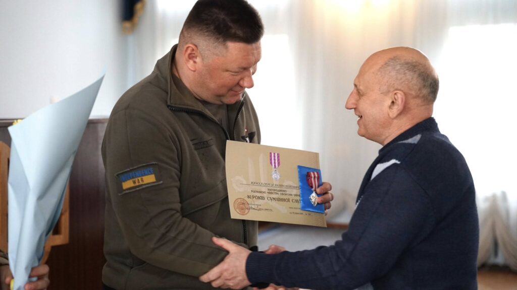 нагородили за сумлінну службу