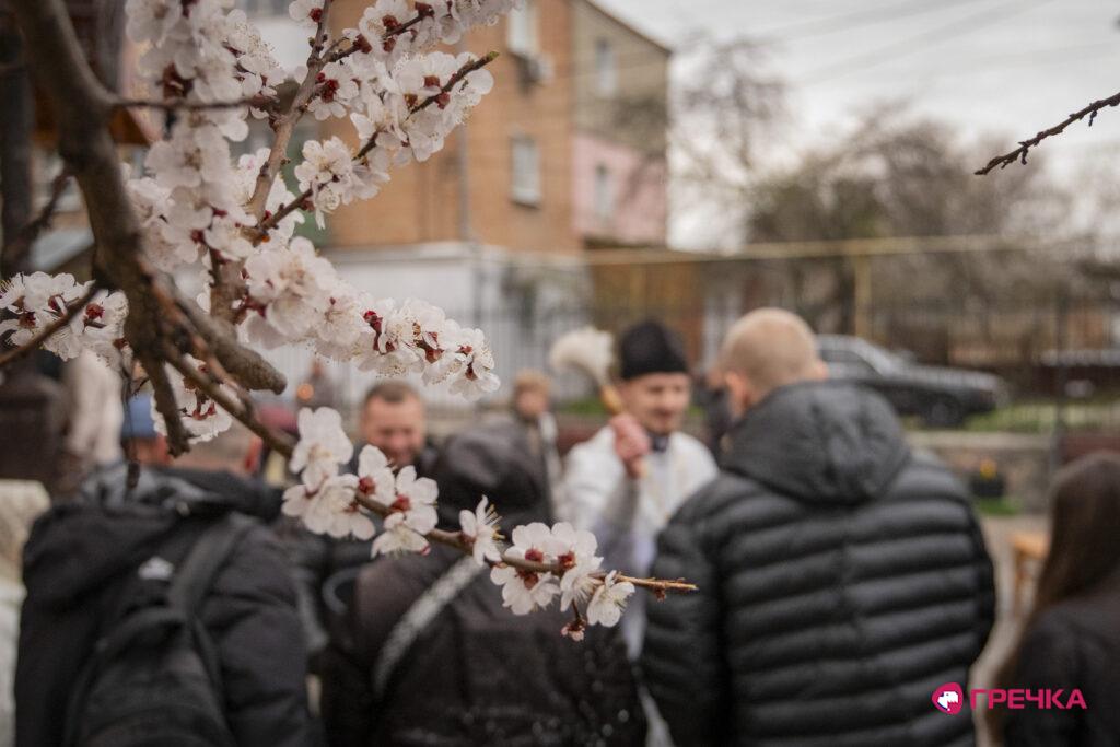 Святковий настрій храм Великдень у Кропивницькому