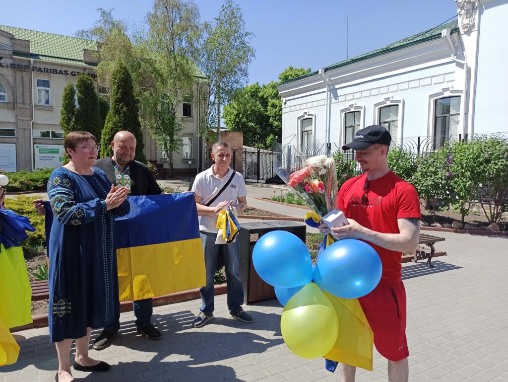 Артем Владіміров Кропивницький вдома повернувся з полону