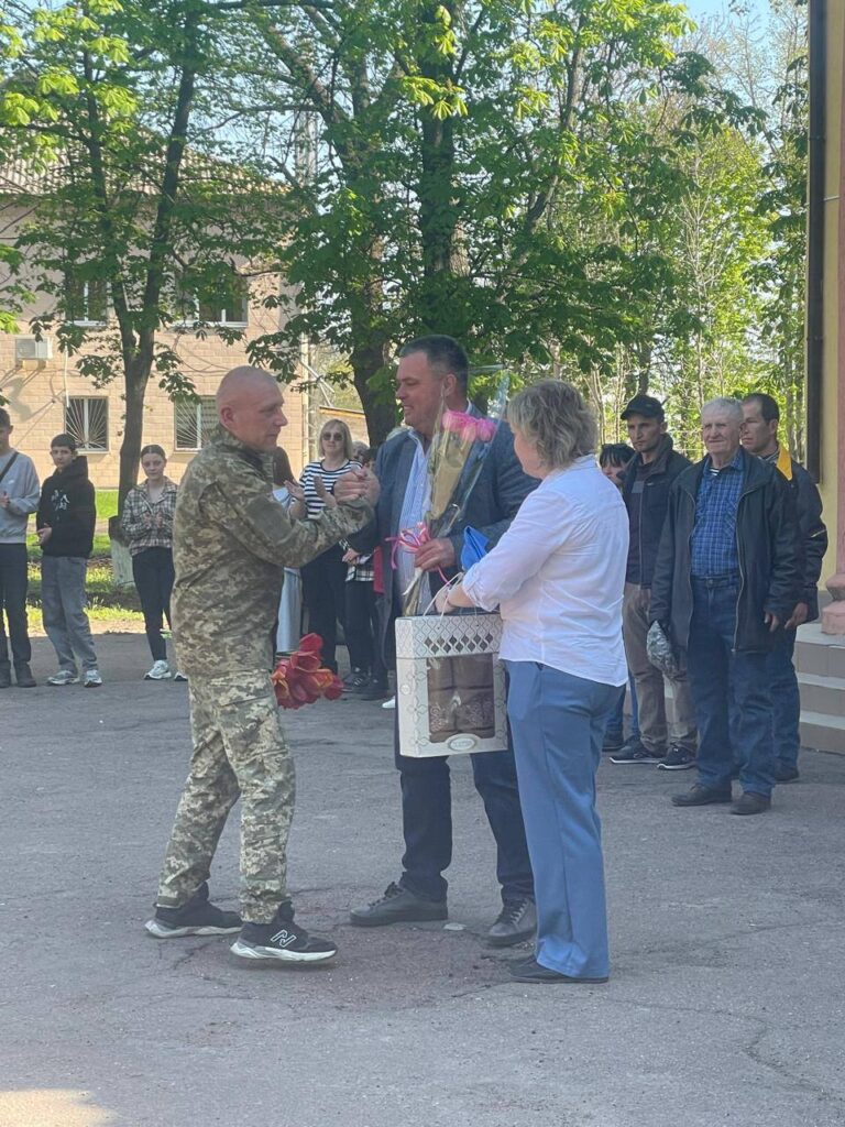 Павла Лопатинського зустріли у рідній громаді