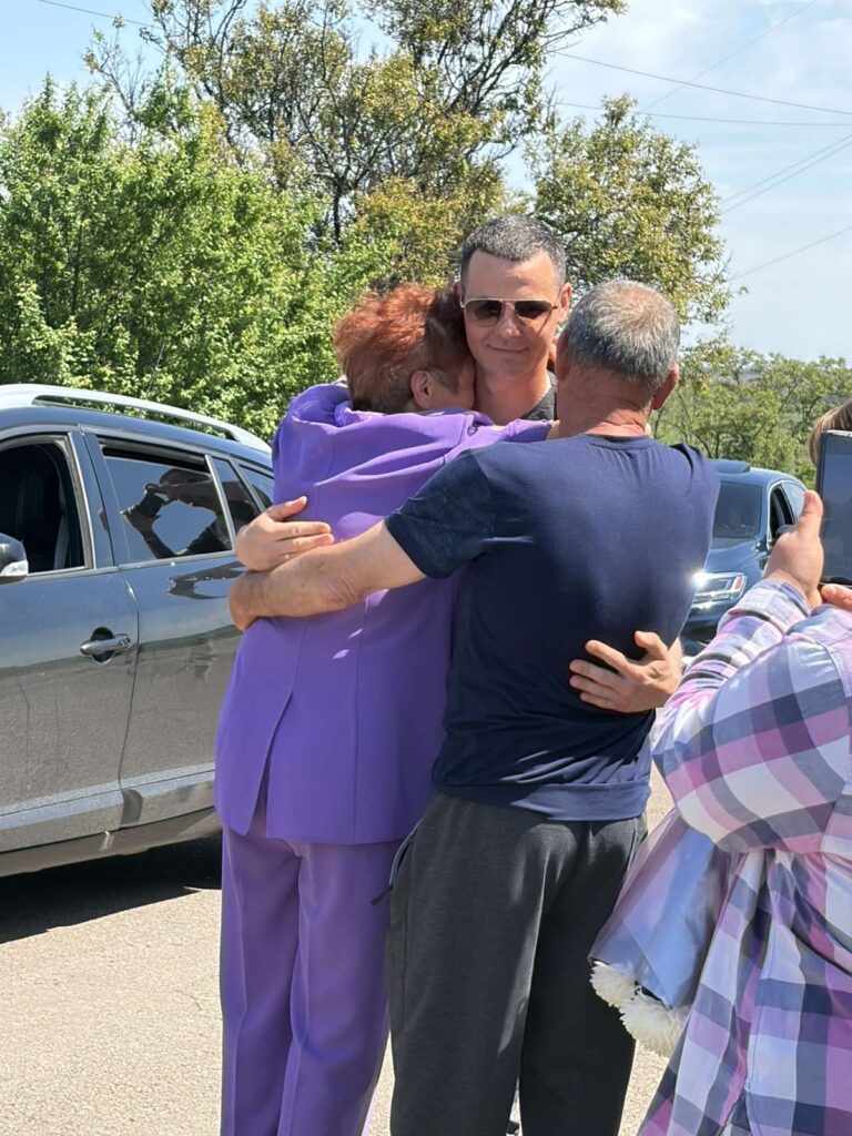 Володимира Беца зустріли в Устинівській громаді