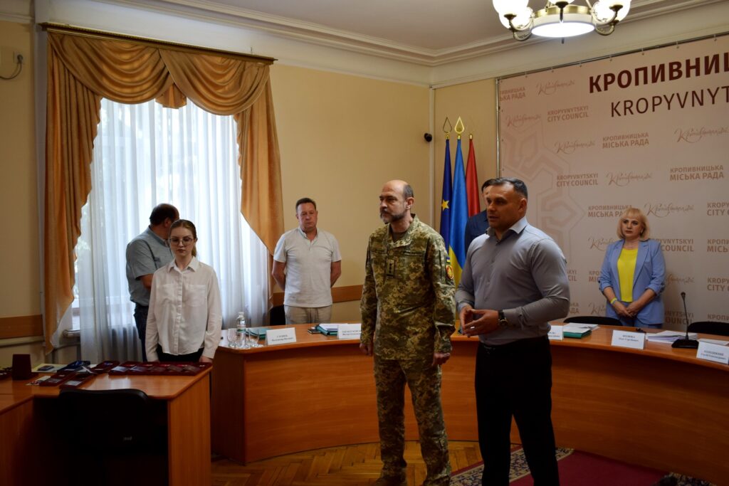 У Кропивницькому вшанували та нагородили діючих та полеглих українських захисників і захисниць 