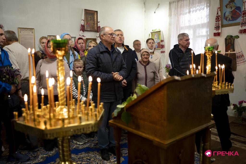 святкують Трійцю в парафії у Кропивницькому