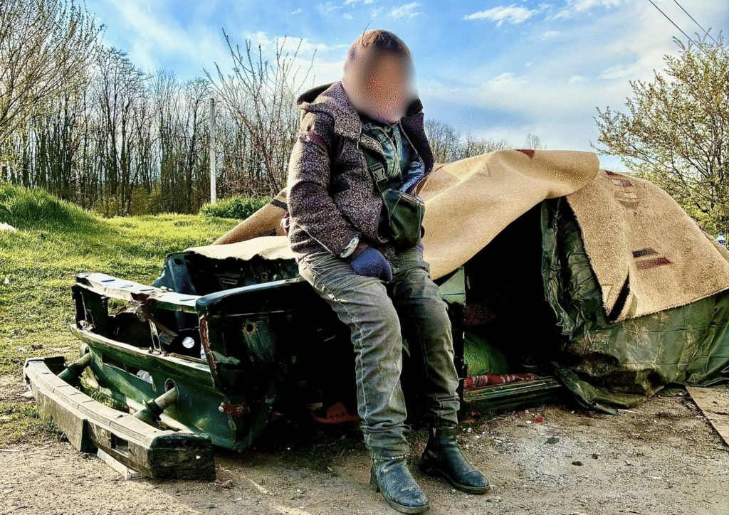 Жінка живе у покинутому авто у Кропивницькому