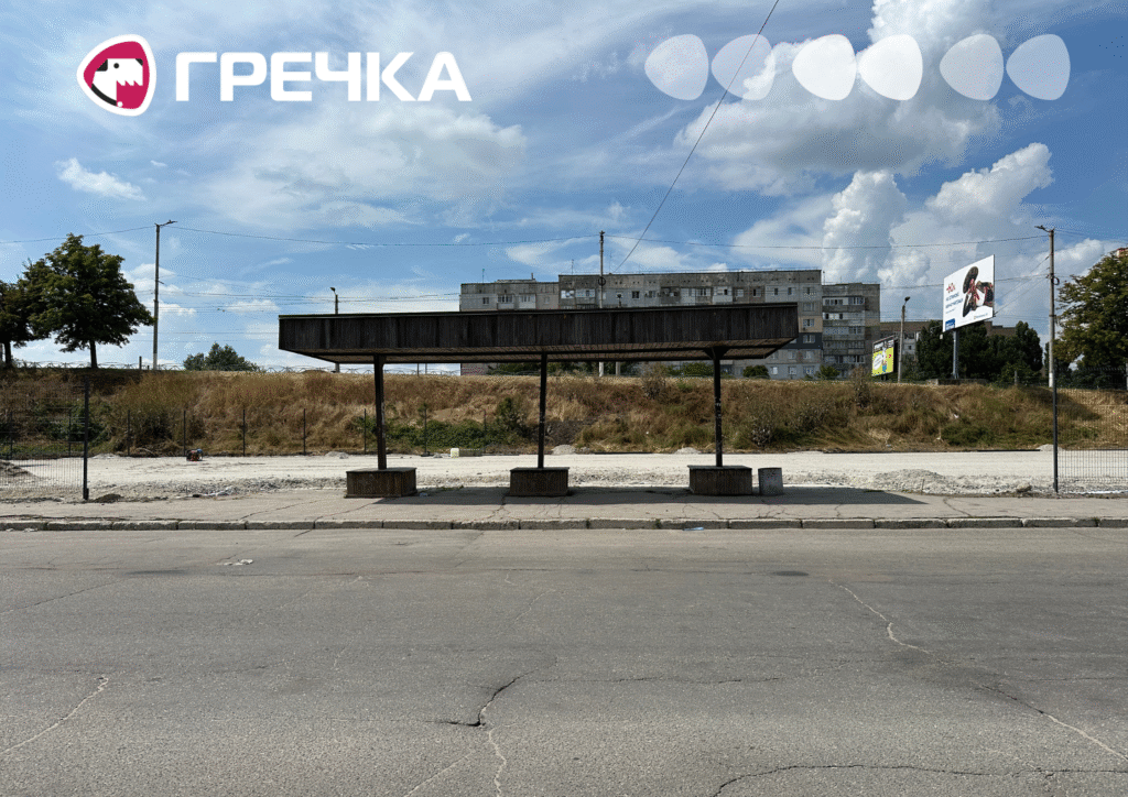Будівництво на ділянці біля Ковалівського мосту по проспекту Винниченка